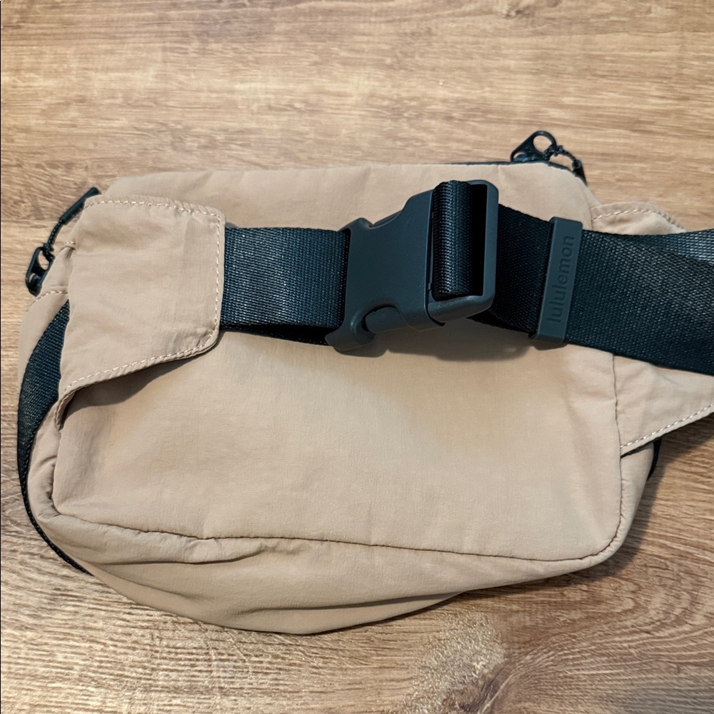 lululemon athletica pink clay Belt Bag - Picture 5 of 5